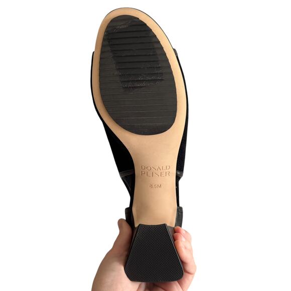 🆕 Donald J Pliner Perforated Block Heel Booties - Picture 5 of 9